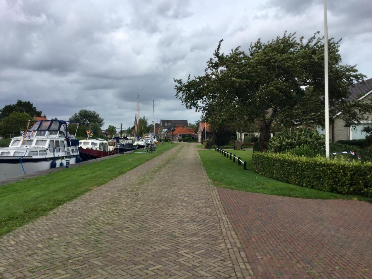 Gastenverblijf Villa Buitenplaats Wergea Contactloos Inchecken Naarderburen Exterior foto